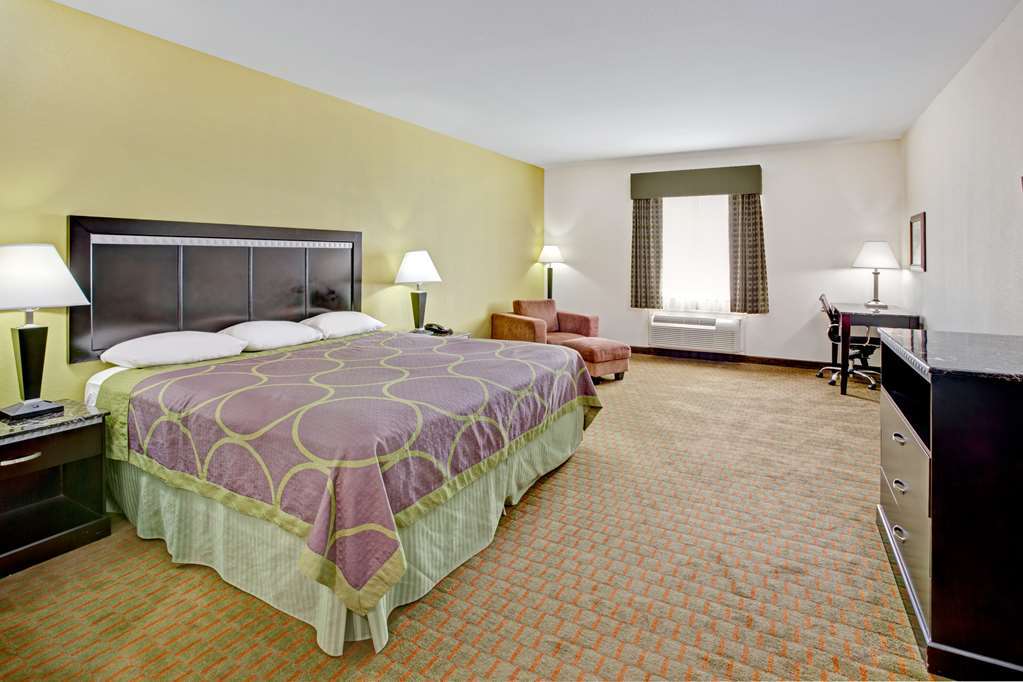 Super 8 By Wyndham Laporte La Porte Værelse billede
