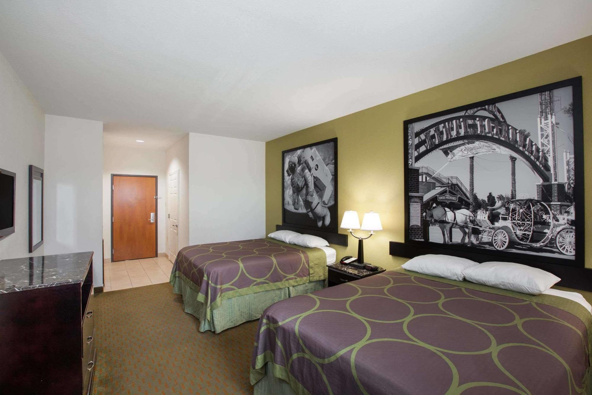 Super 8 By Wyndham Laporte La Porte Eksteriør billede